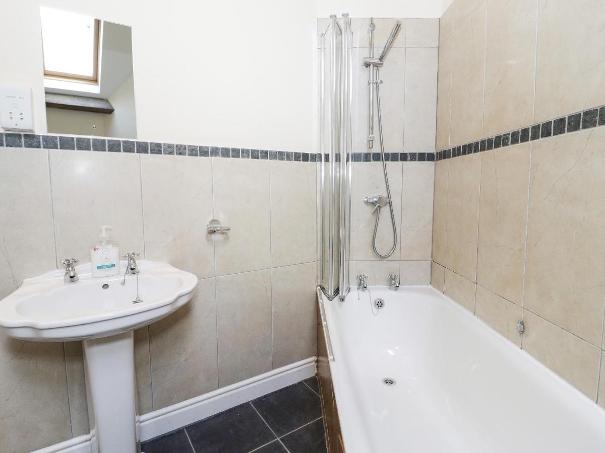 2 Hwyrfryn Stables Villa Penmaenmawr Bagian luar foto