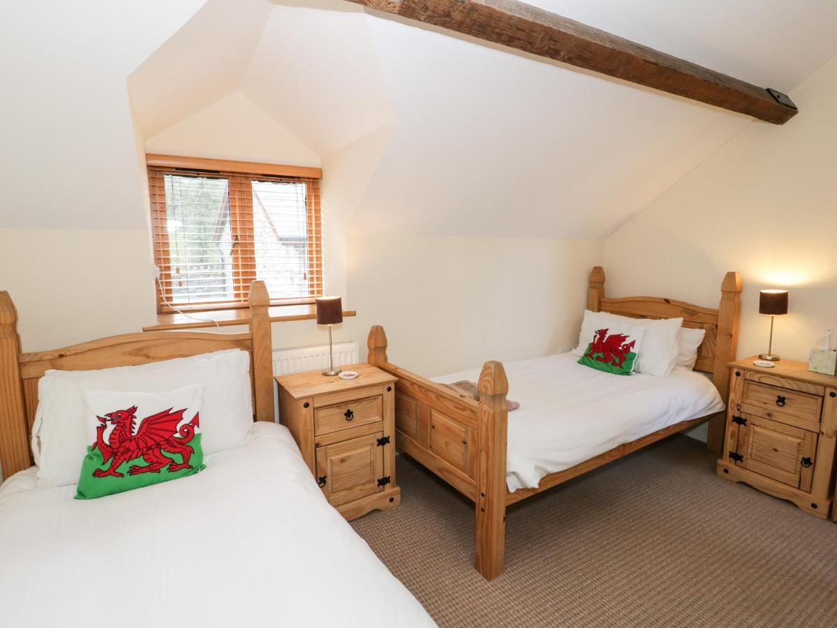 2 Hwyrfryn Stables Villa Penmaenmawr Bagian luar foto